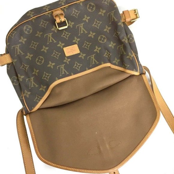 Auth Louis Vuitton Monogram Saumur 30 CrossbodyBag - Picture 7 of 16
